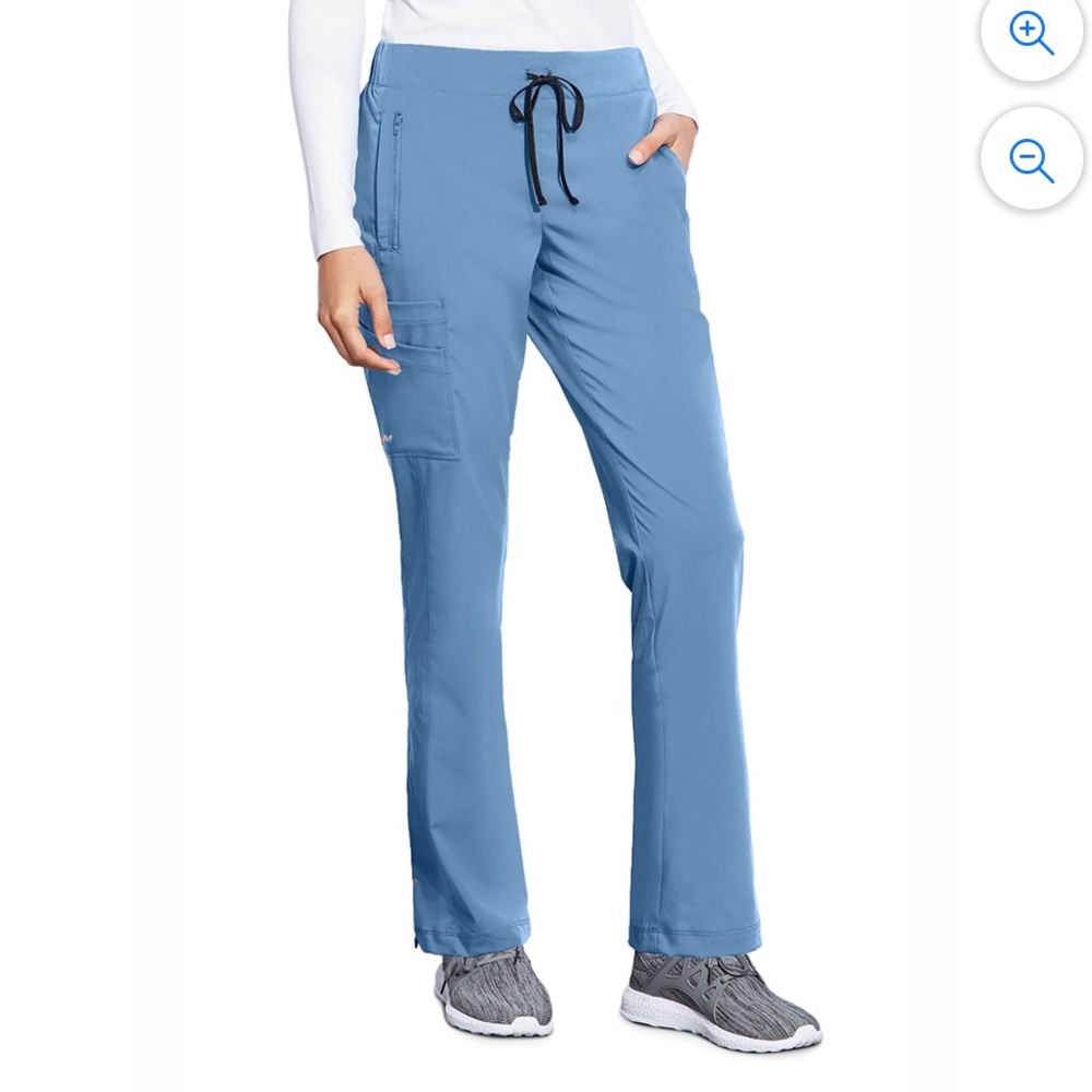 Barco Motion Size XS Top and Size Small Bottoms in Ciel Blue